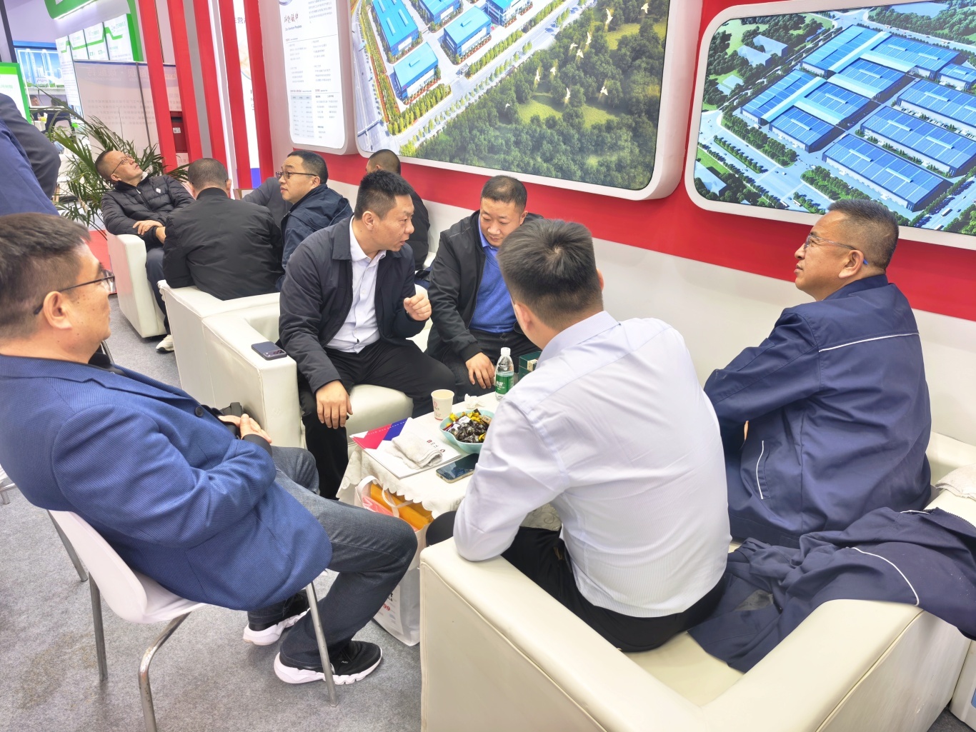 undefined 盛会收官,合作启新 | 颍川新材料2025中国国际涂料展圆满落幕(图3)