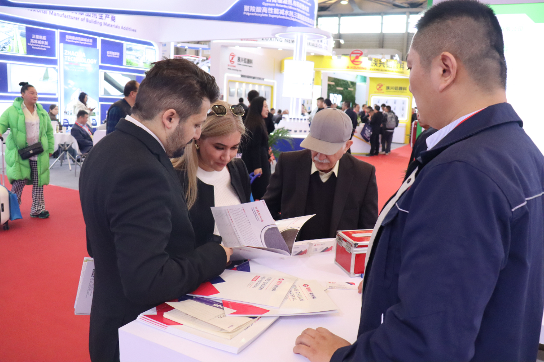 盛会收官,合作启新 | 颍川新材料2025中国国际涂料展圆满落幕(图8) 盛会收官,合作启新 | 颍川新材料2025中国国际涂料展圆满落幕(图8)